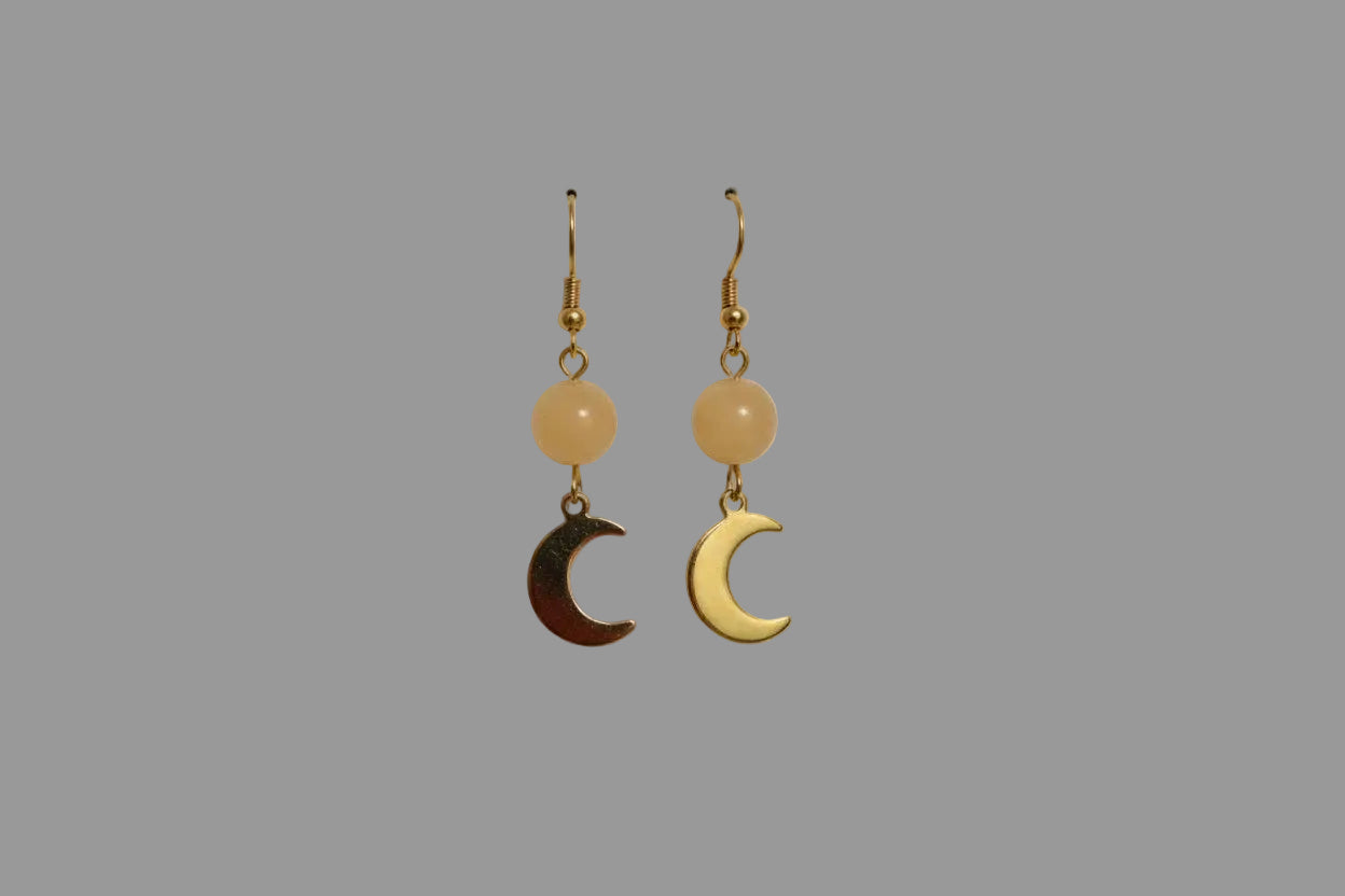 💫 24 € Ohrhänger mit Calcitperle und goldenem Mondanhänger 🌙 Begeisterung 🌙 Optimismus 🌙 persönliches Wachstum 🌙 Selbstvertrauen
