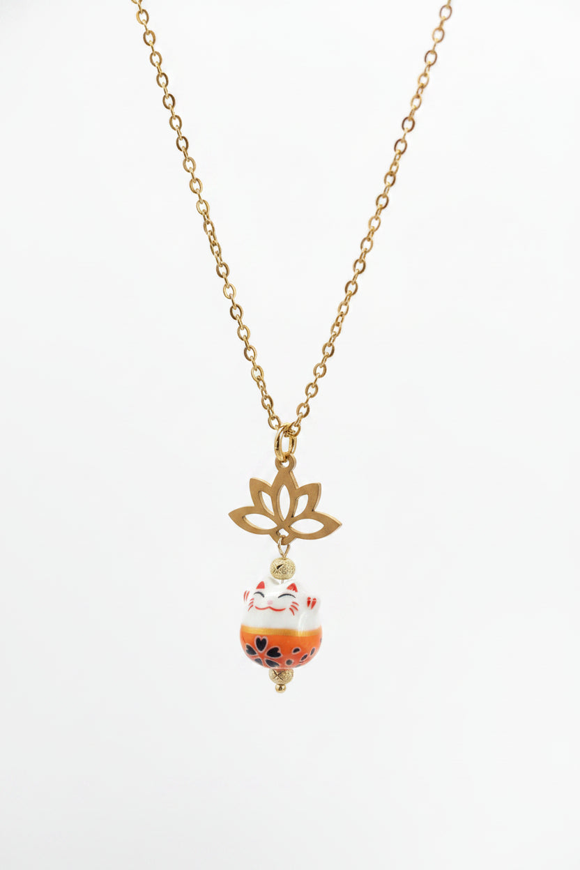 💫 30 € Goldene Kette mit Lotusanhänger und Glückskatze "Maneki-neko" in orange 🌙