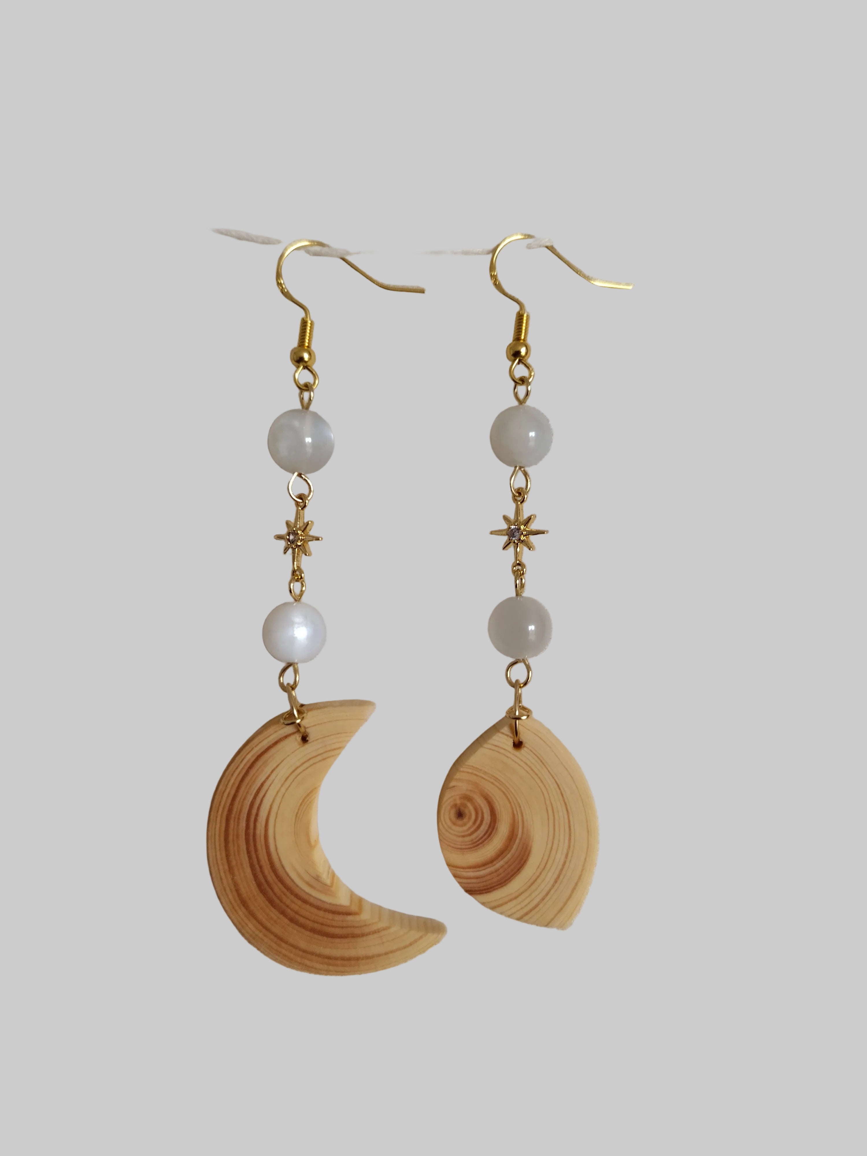 💫 42 € Ohrringe aus Kiefernholz mit Mondsteinedelsteinperlen 🌙 Intuition 🌙 Weiblichkeit 🌙 Mutterschaft 🌙 Balance