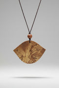 💫 40 € Holzkette aus der Lärche mit wunderschöner, auffälliger Maserung, Buchenholzperle und Baumwollband in braun